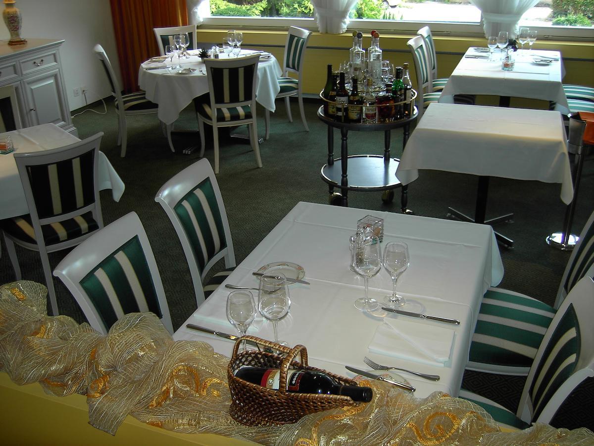 Hotel Restaurant Klosterli Pieterlen Exterior photo