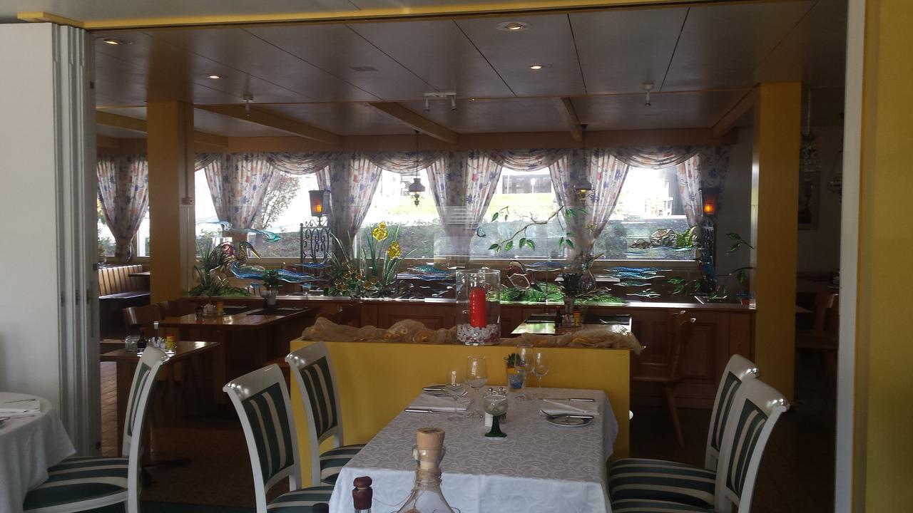 Hotel Restaurant Klosterli Pieterlen Exterior photo
